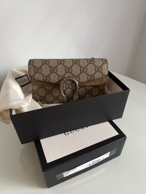 Gucci Dionysus Mini Chain Shoulder Bag in Taupe Beige